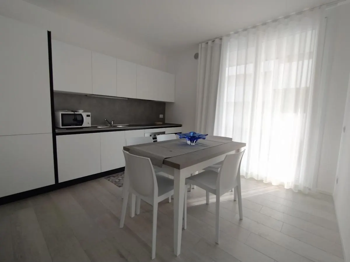 Jesolo Appartamenti F2 - Ocean Blue